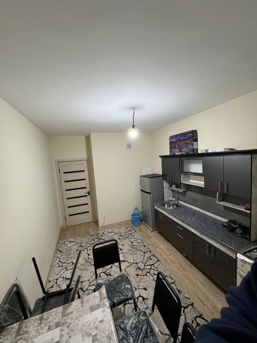 Choshtepada 2 xonalik uy bollarga beriladi uzoq muddatga