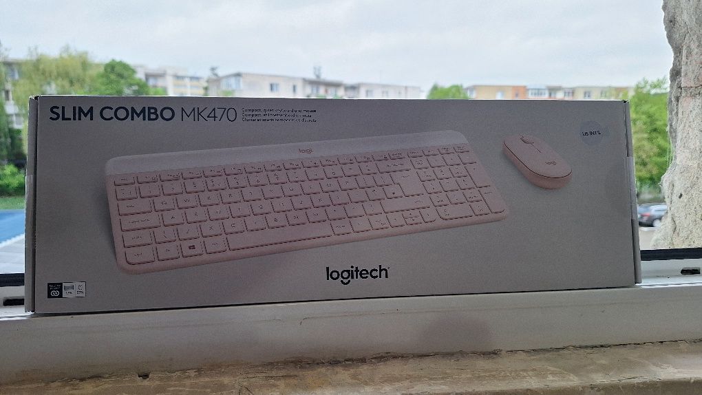 Tastatura Logitech Slim Combo MK 470