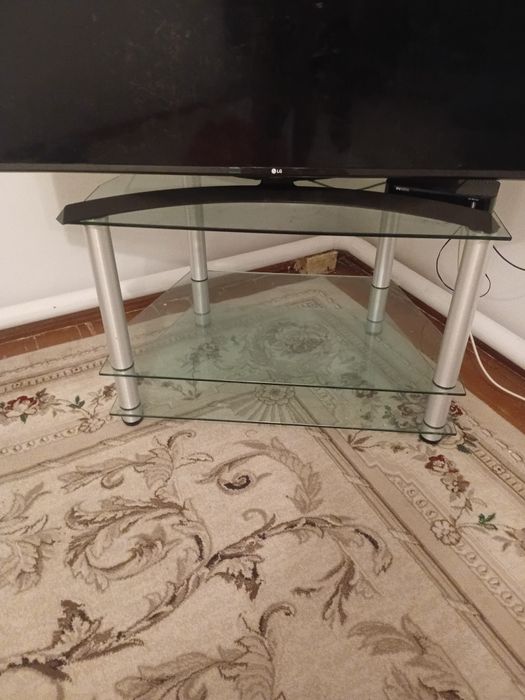 Продам подставку для телевизора.