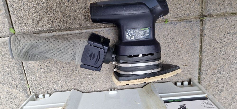 Festool șlefuitoare pe curent