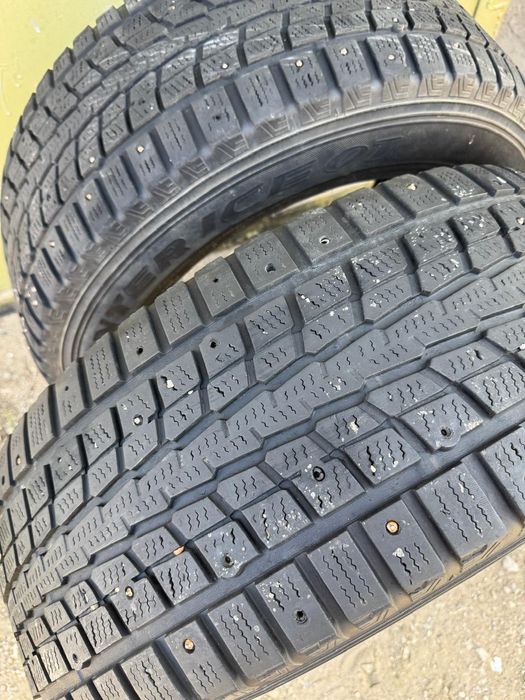 Продам зимние шины без порезов и латок R 18 285/60