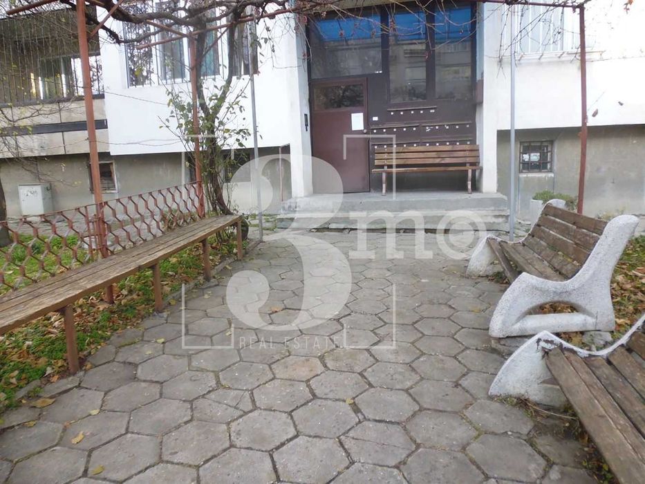 Продава се Двустаен апартамент в София, Люлин 8 - 65 кв.м за 2139 €/кв.м - Снимка #14