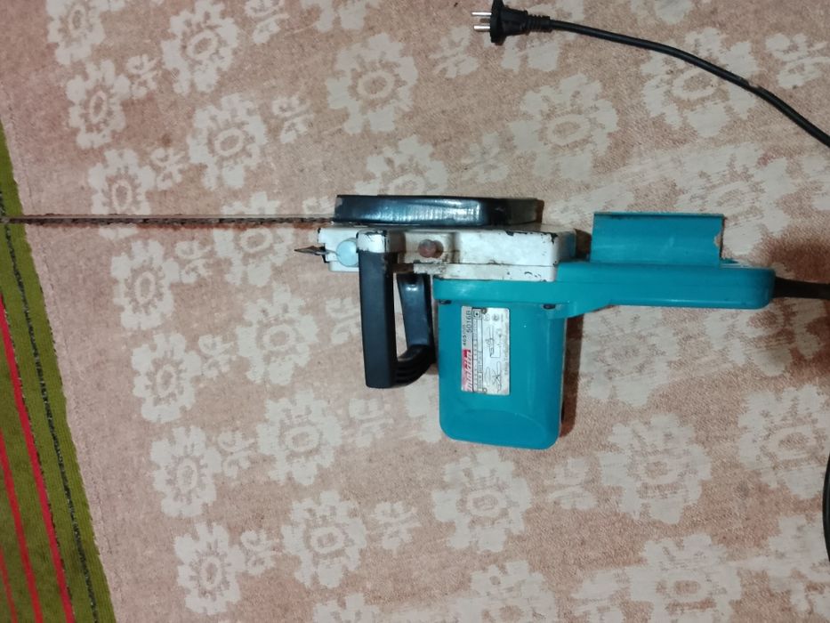 Продается электропила в хорошем состоянии