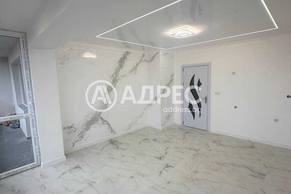 Продава се Двустаен апартамент в Разград, Варош - 68 кв.м за 1268 €/кв.м - Снимка #1