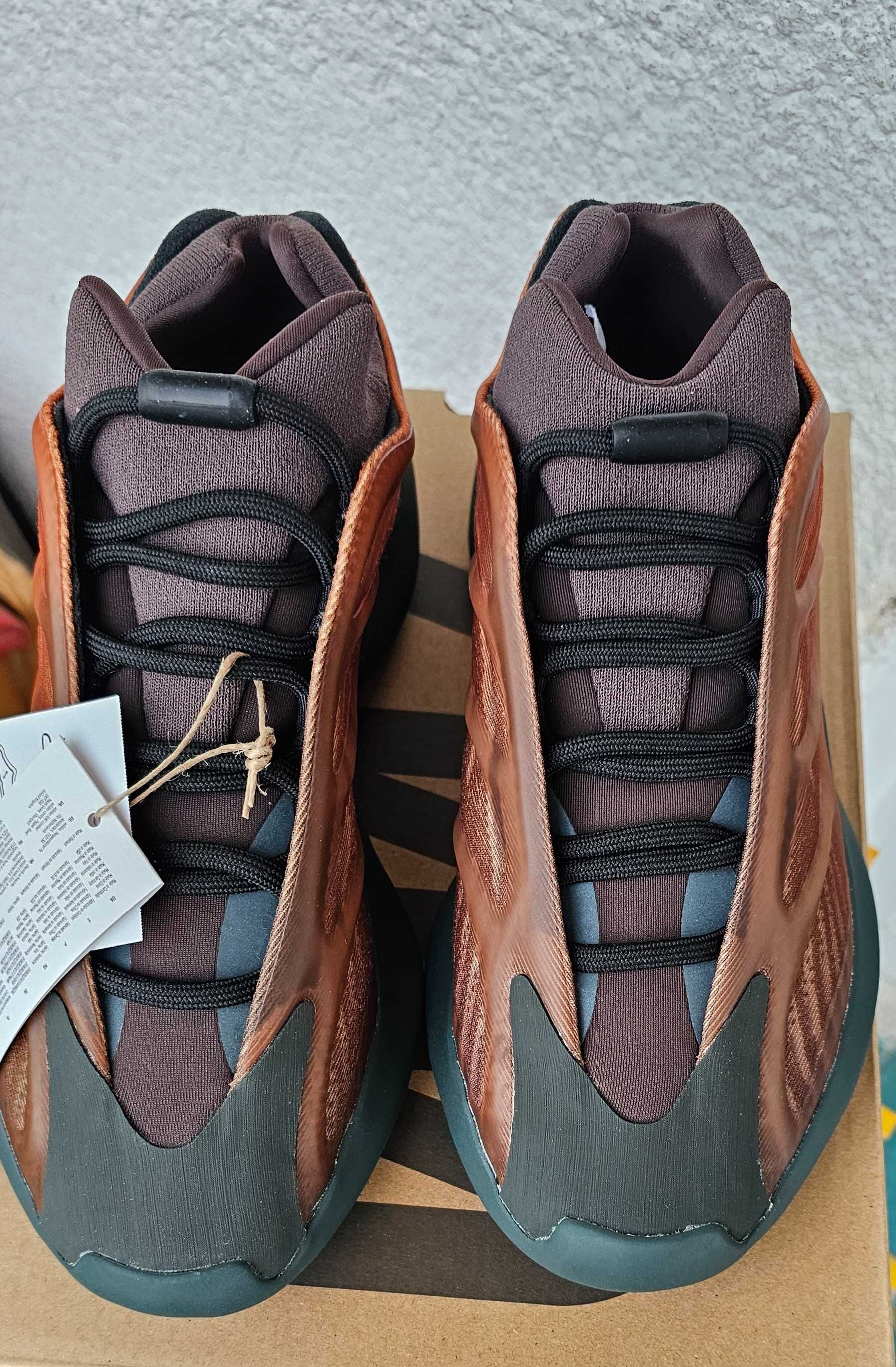 Yeezy 700 V3 copper fade