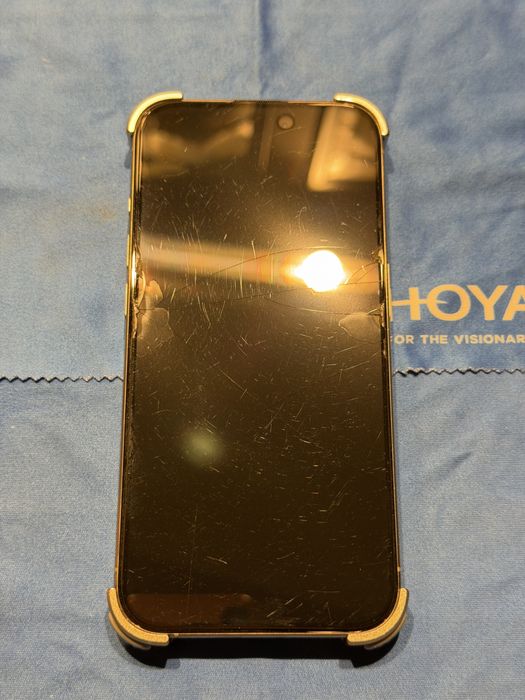 Vand iPhone 15 pro 256 gb