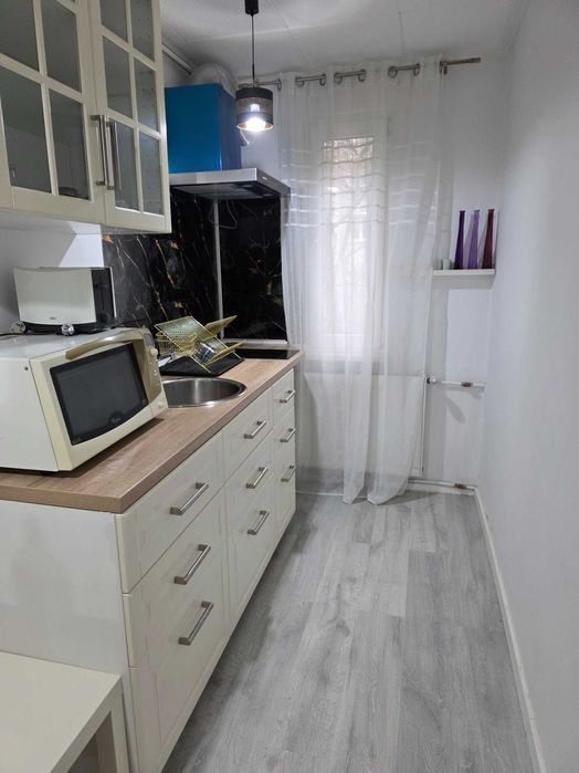 garsoniera de inchiriat