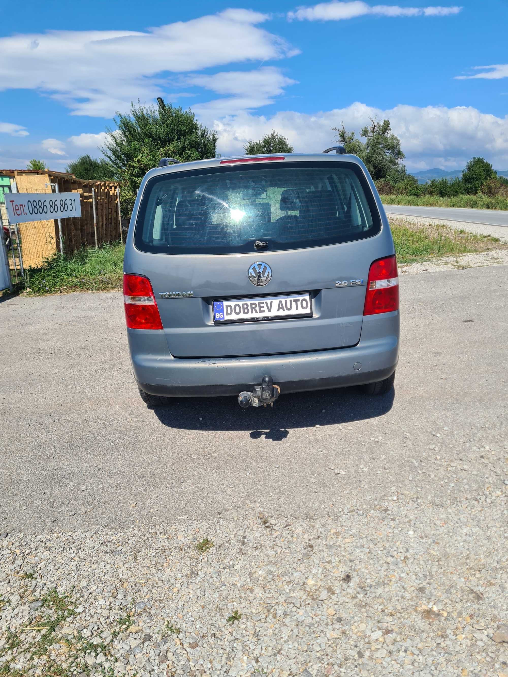 **САМО НА ЧАСТИ** VW Touran 2.0 FSI, 7 места, Теглич, Десен волан