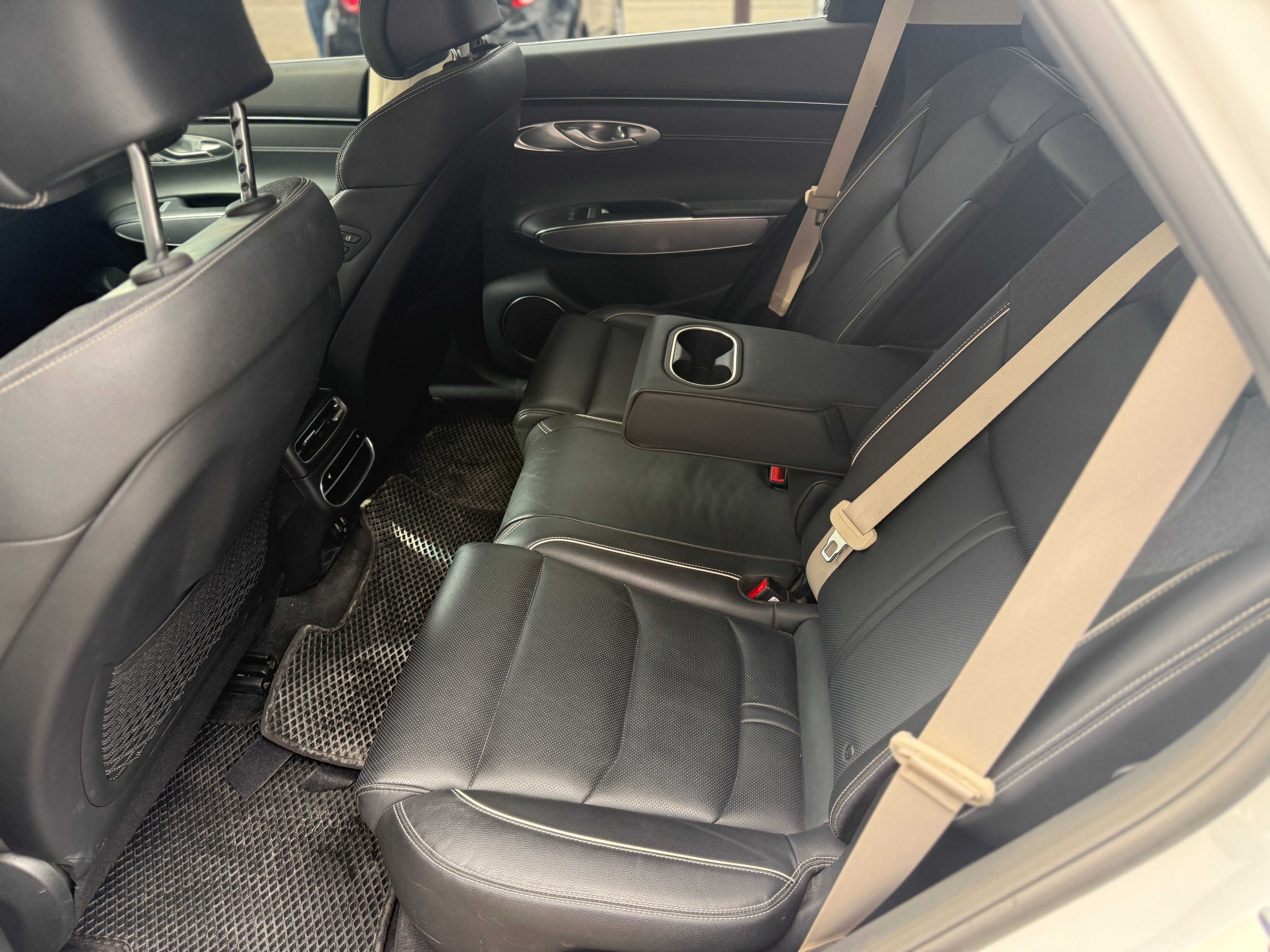 Продам Genesis GV 70 full elector 2023