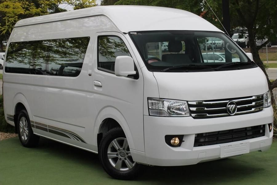 Comfortable Minibus Rental in Uzbekistan – Airport Pickup, City Tours