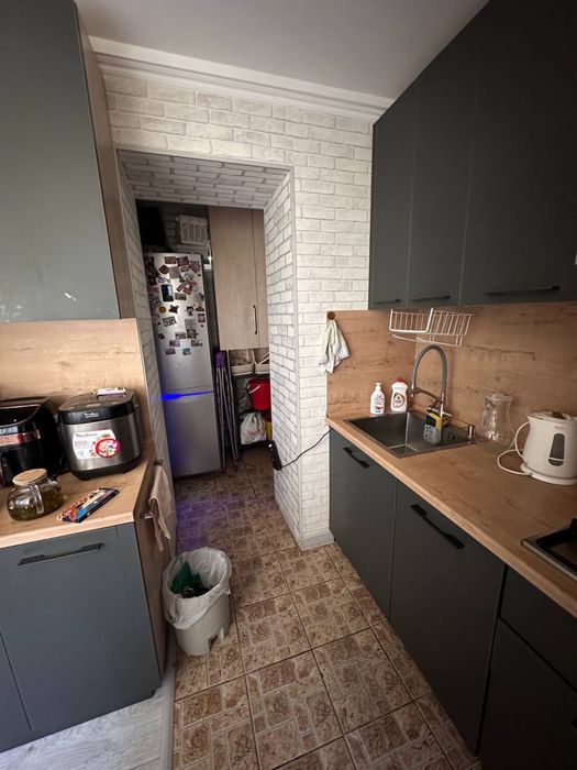 Продажа кв гостиница Саехат, Safia  максим горкий 4/2/5 75м2 евро рем