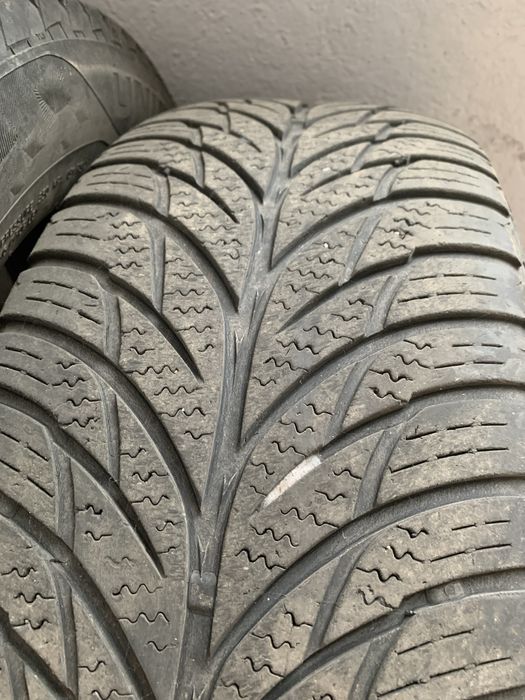Зимние шины 2шт бу
