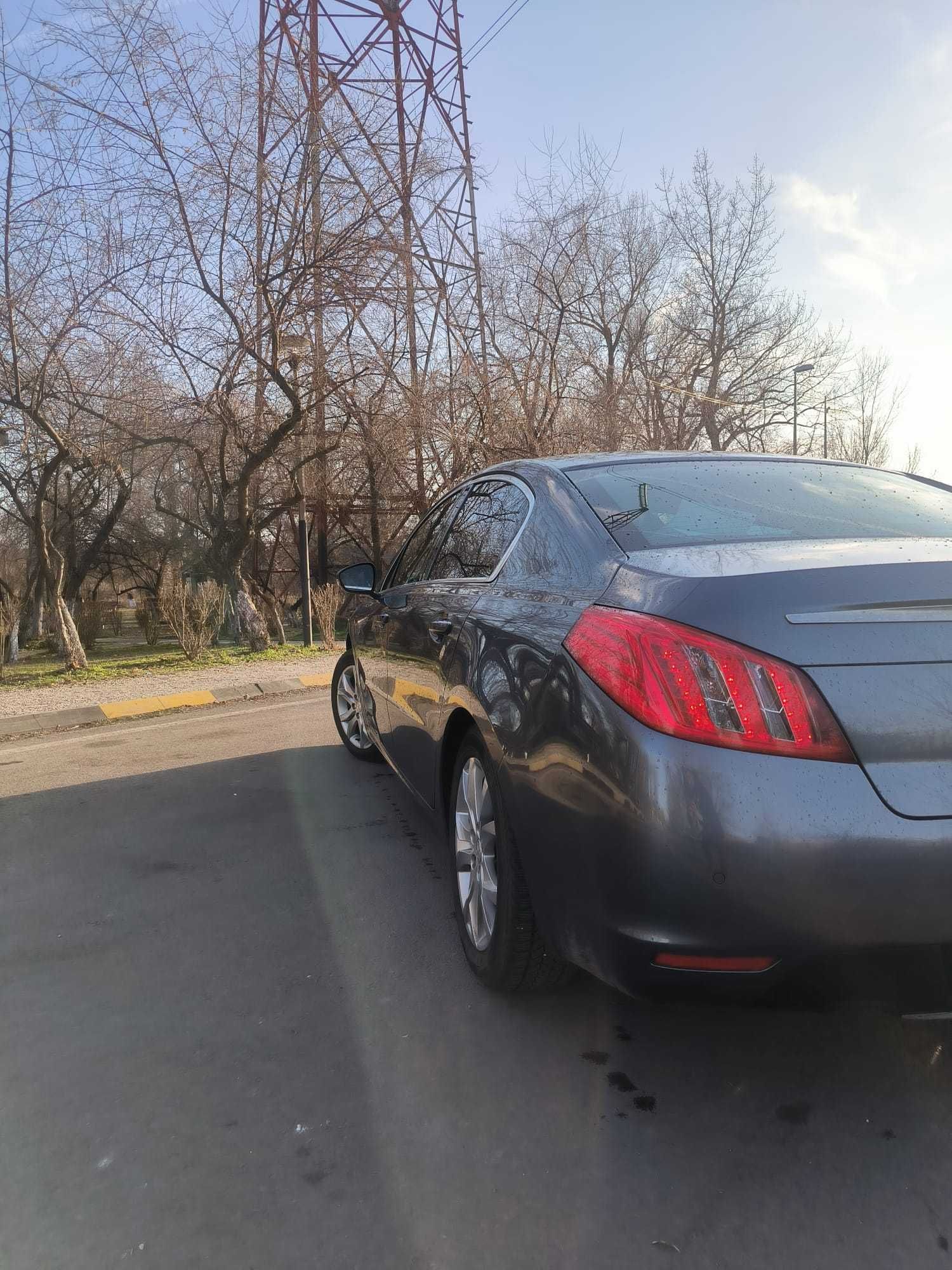 Vând Peugeot 508 cu motorizare de 1.6 și 115 cp , cutie automata !