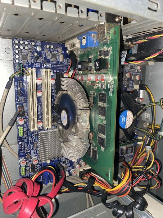 Компьютер с монитором