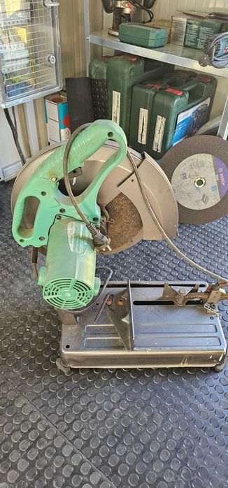 Debitator metal marca Hikoki