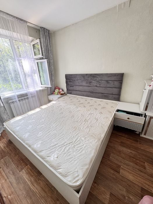 сапальный диван 85+2 тумбочка +матрас в подарок