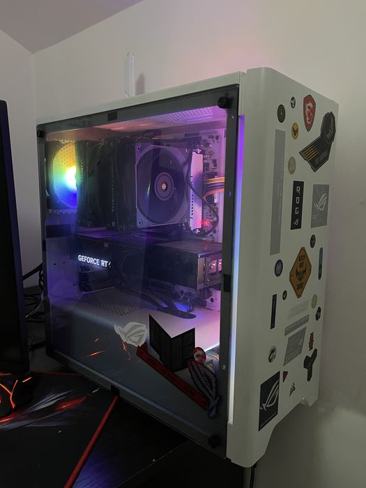 PC Ryzen 9 9950X3D / RTX 4080 / 64GB RAM DDR5 / SSD 2TB