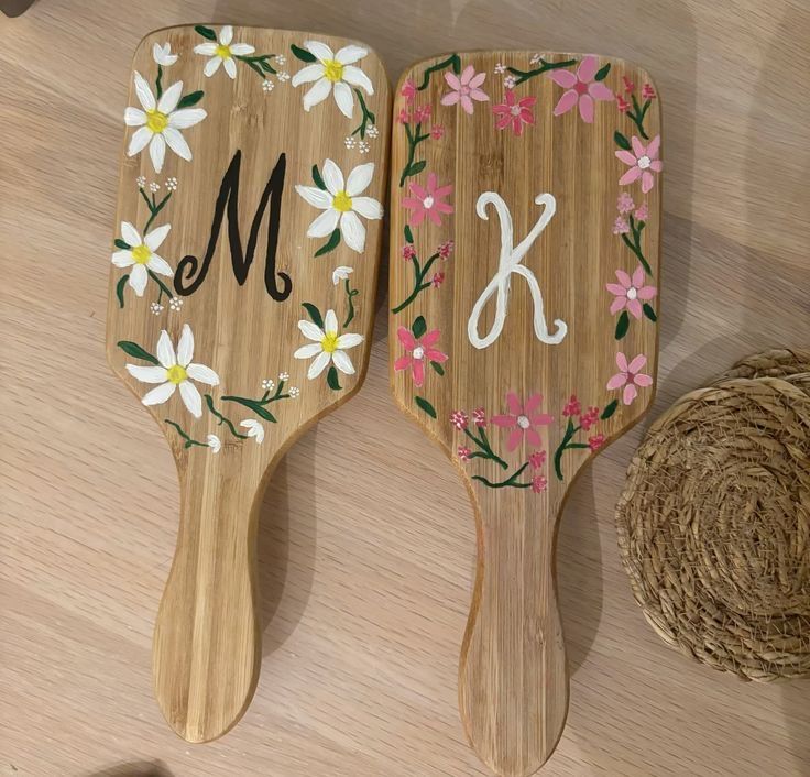 Рисуване върху четка за коса