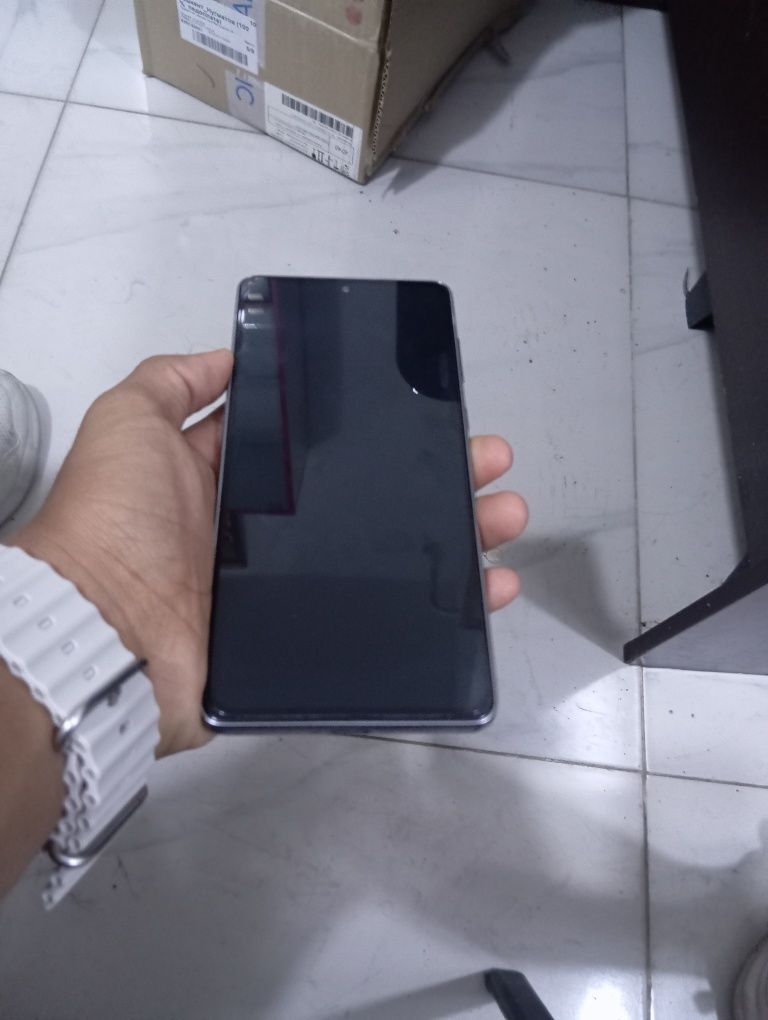 Samsung A 73 sotiladi