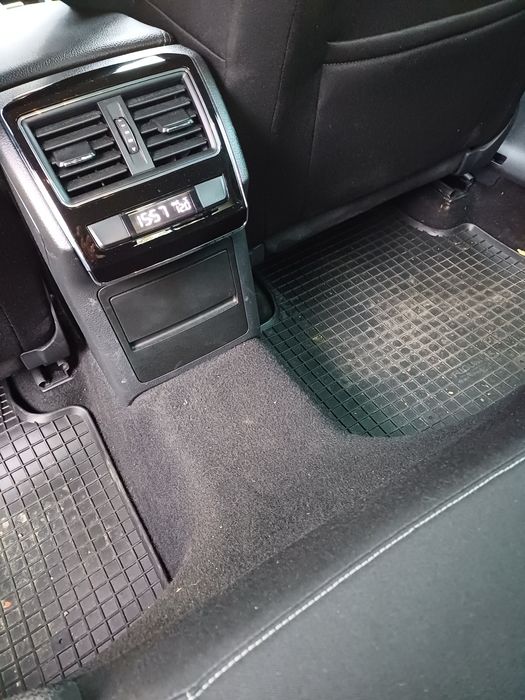 Vind Skoda superb an fabricație 2016 stare foarte bună automat DSG