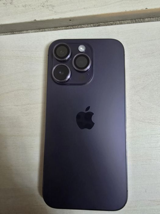 Продаётся Айфон 14 про