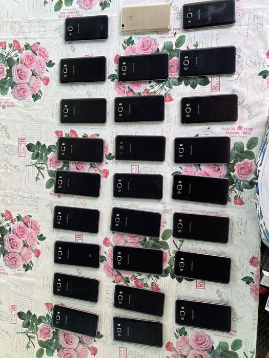 26 BUCĂȚI Samsung J5 2016