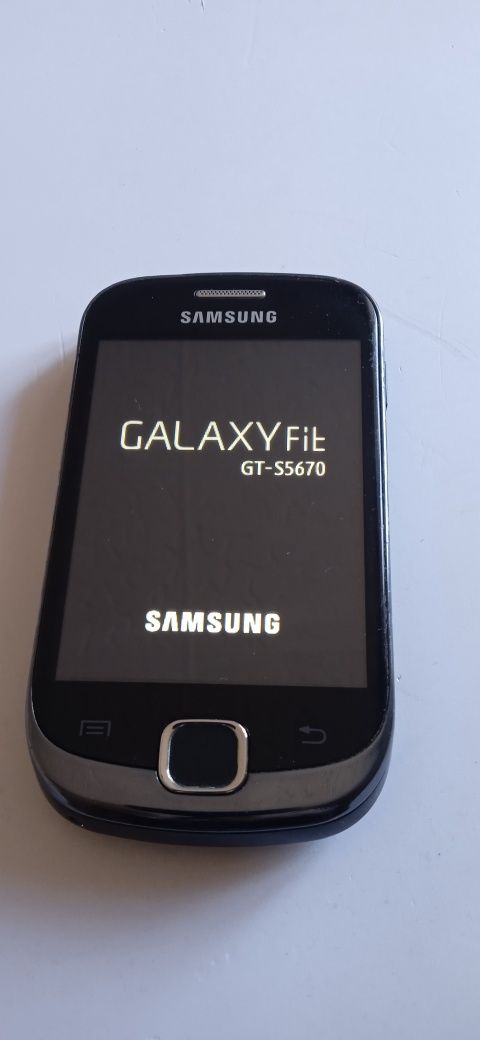 Продам Samsung galaxy Fit