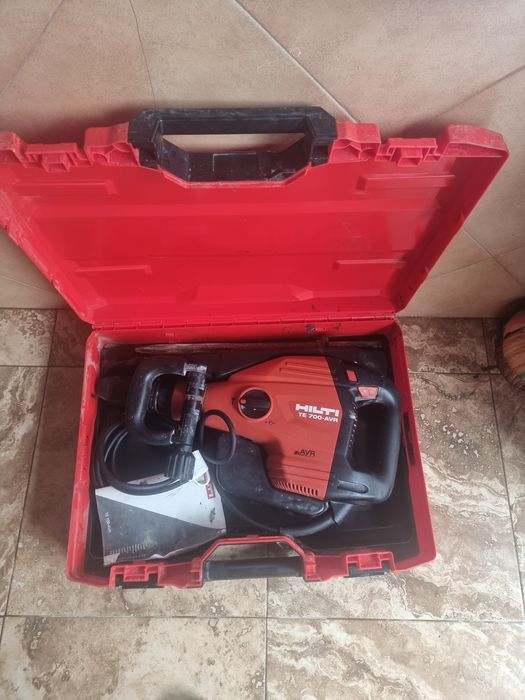 Demolator hilti te 700- avr