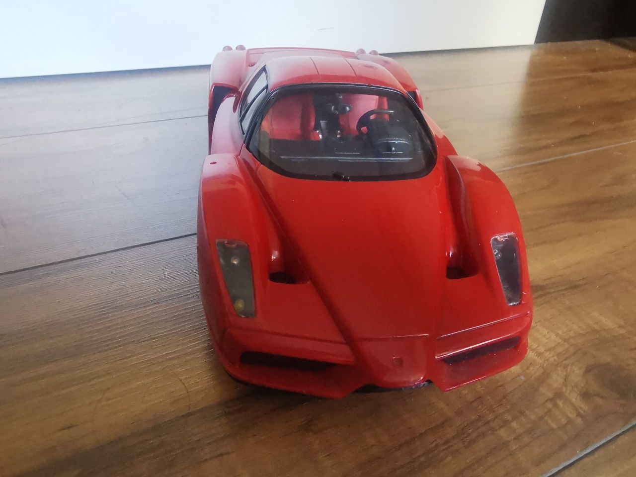 Masina Ferrari de colectie 27 cm