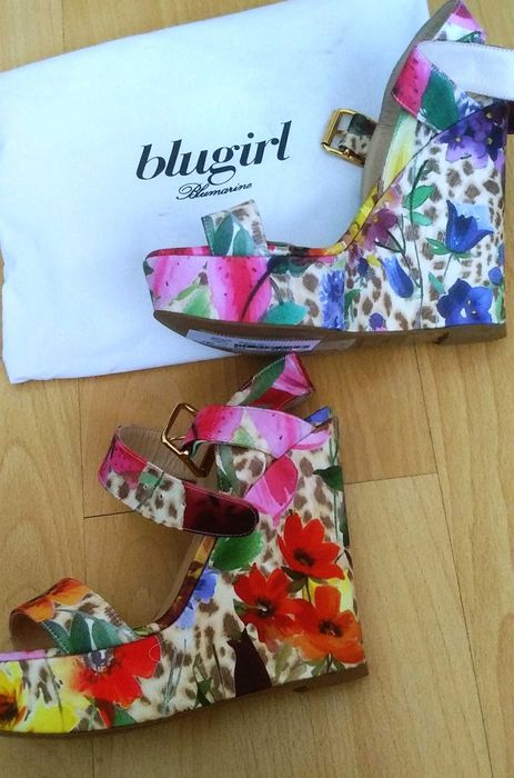 Нови Blumarine Blugirl оригинални дамски обувки размер 38,5 Сандали