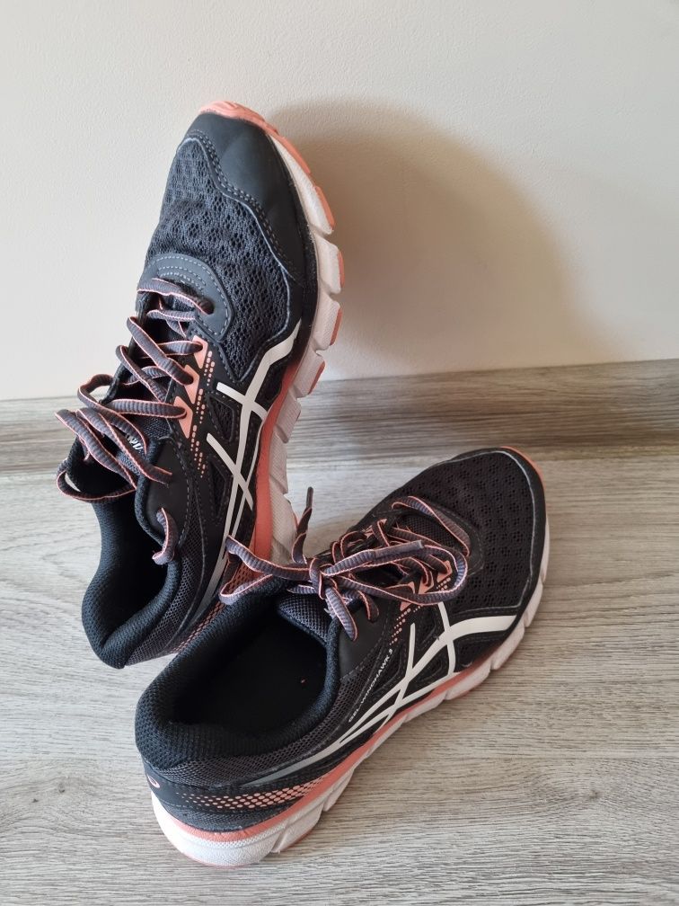 Asics Gel Windhawk 3 черни детски маратонки. Номер 36