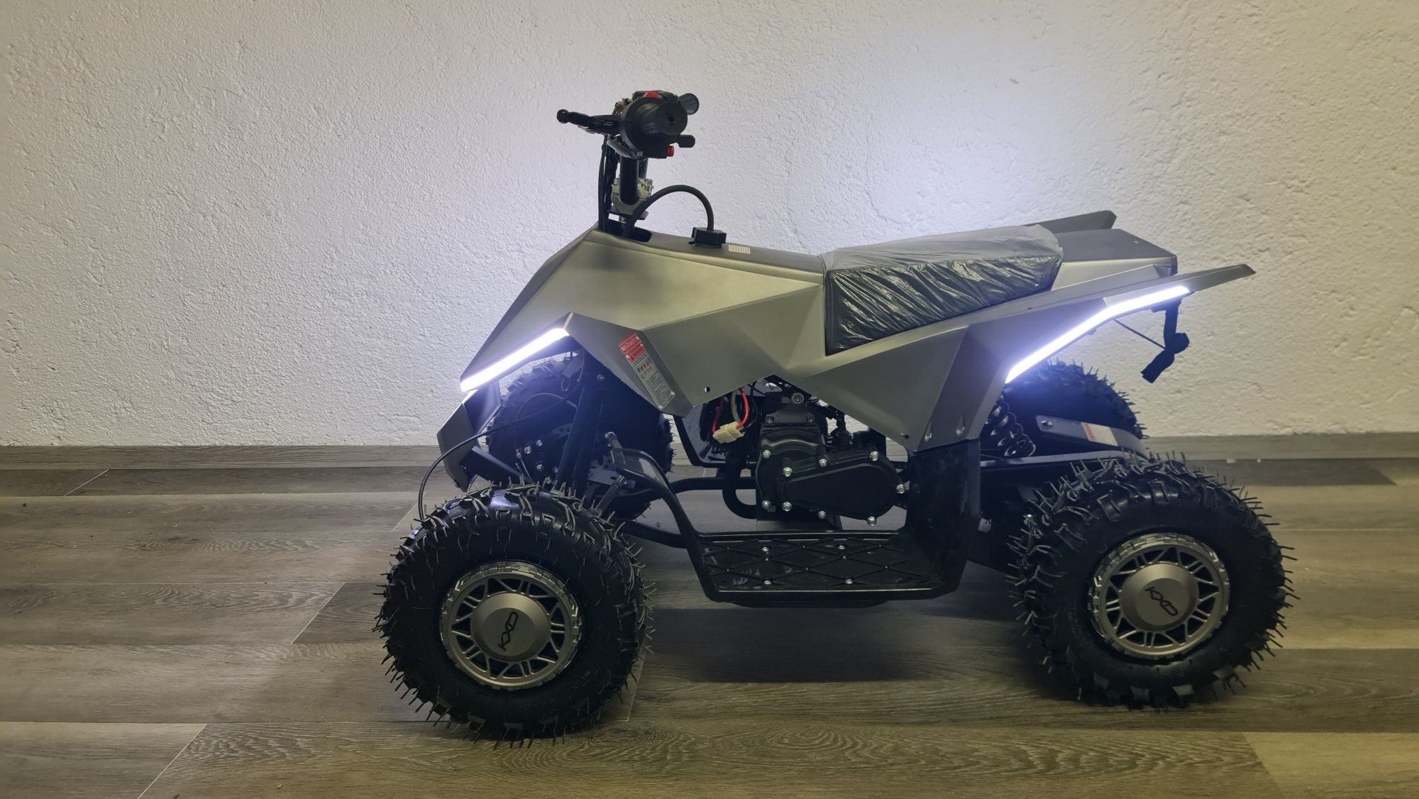 ATV 49cc KXD ProGermany Tesla E-Start pentru copii Nou din Germania