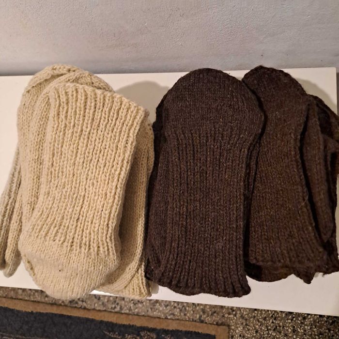 ръчно плетени вълнени чорапи   терлички и шушони    дамски шалове