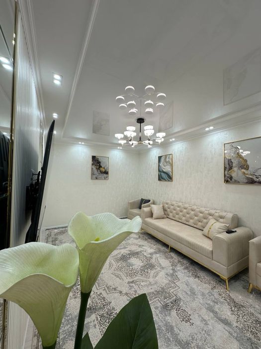 Продаётся Квартира Чиланзар И 24. 2/3/4 Кирпич 77 серия. Метро Новза