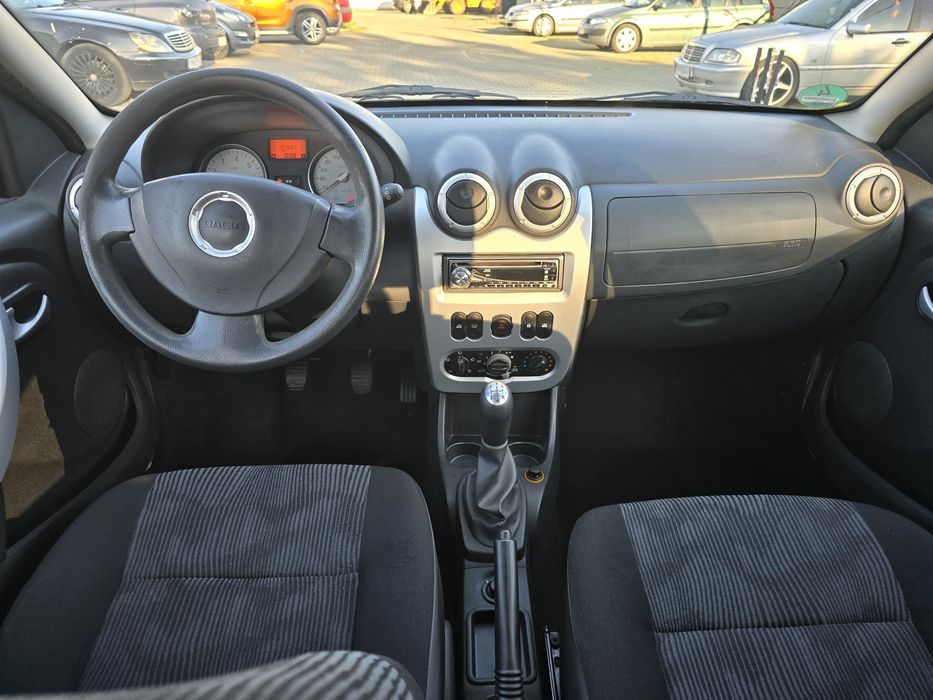 107.000 km, 1,4 MPI - 75 CP, AC