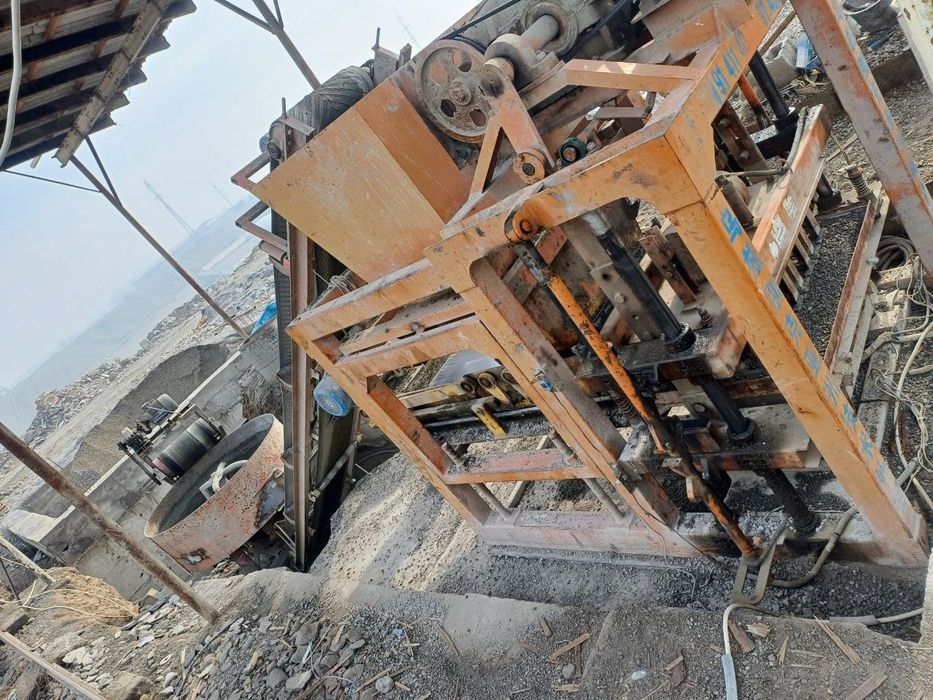 Shlakoblok aparat sotiladi