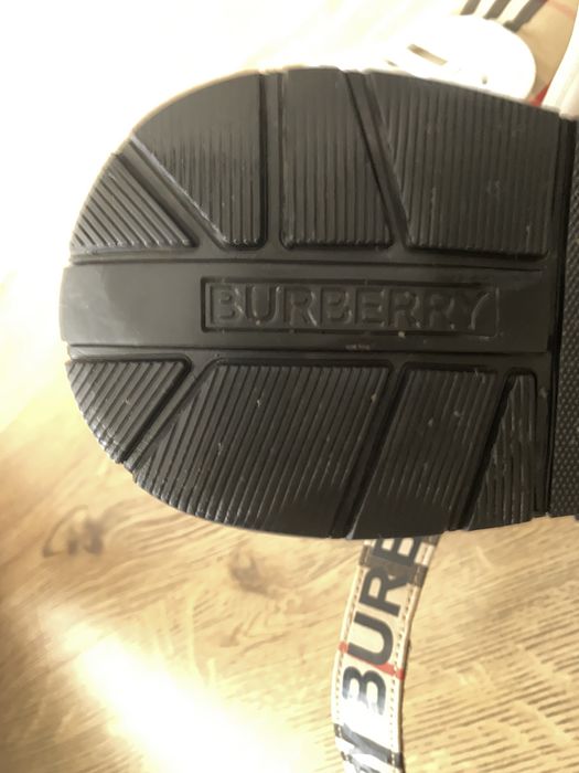 Burberry Vintage Lace Up - *41* ORIGINALI cu cutie originala