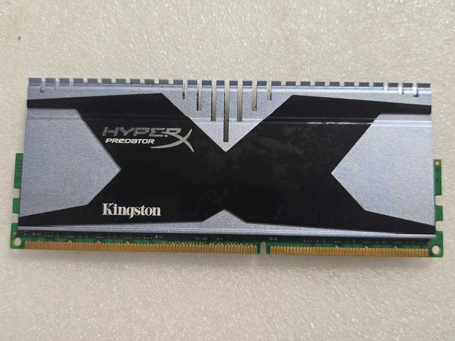 Memorie RAM desktop Kingston HyperX Predator 8GB 1866MHz DDR3