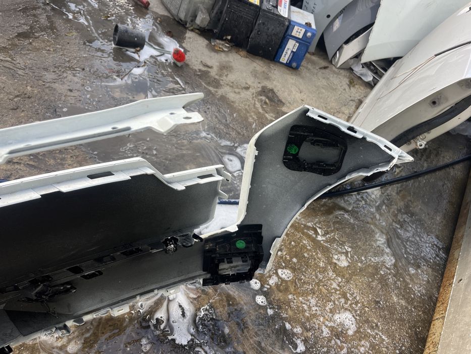 Броня Volvo EX30