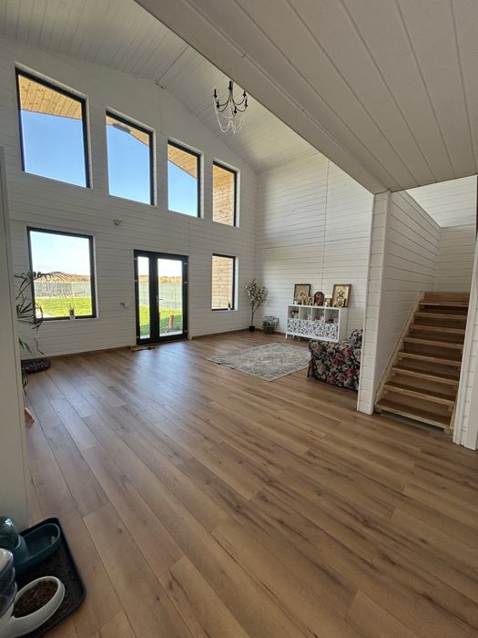 Ferma de vanzare 10700 mp