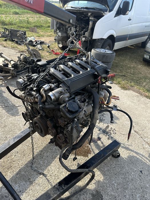 Motor 3.0 M57 BMW Seria 5 E60 E61 530d 218cp bloc fonta complet patrol