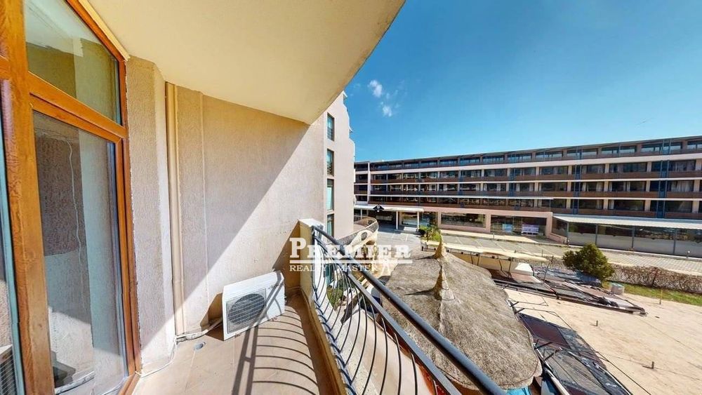 Продава се Двустаен апартамент в к.к. Слънчев бряг - 67 кв.м за 1120 €/кв.м - Снимка #10