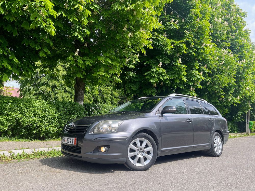 Toyota Avensis 2009