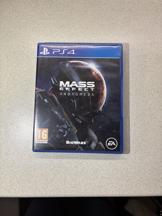 Продавам игра,, Mass effect “ за PlayStation4
