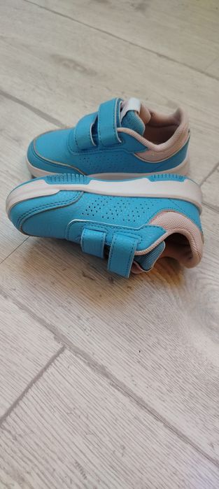 Бебешки маратонки Adidas 24