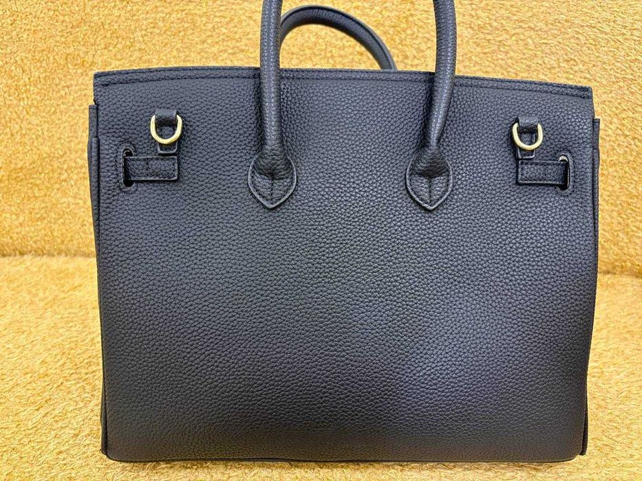 Продаю стильную сумку Hermes