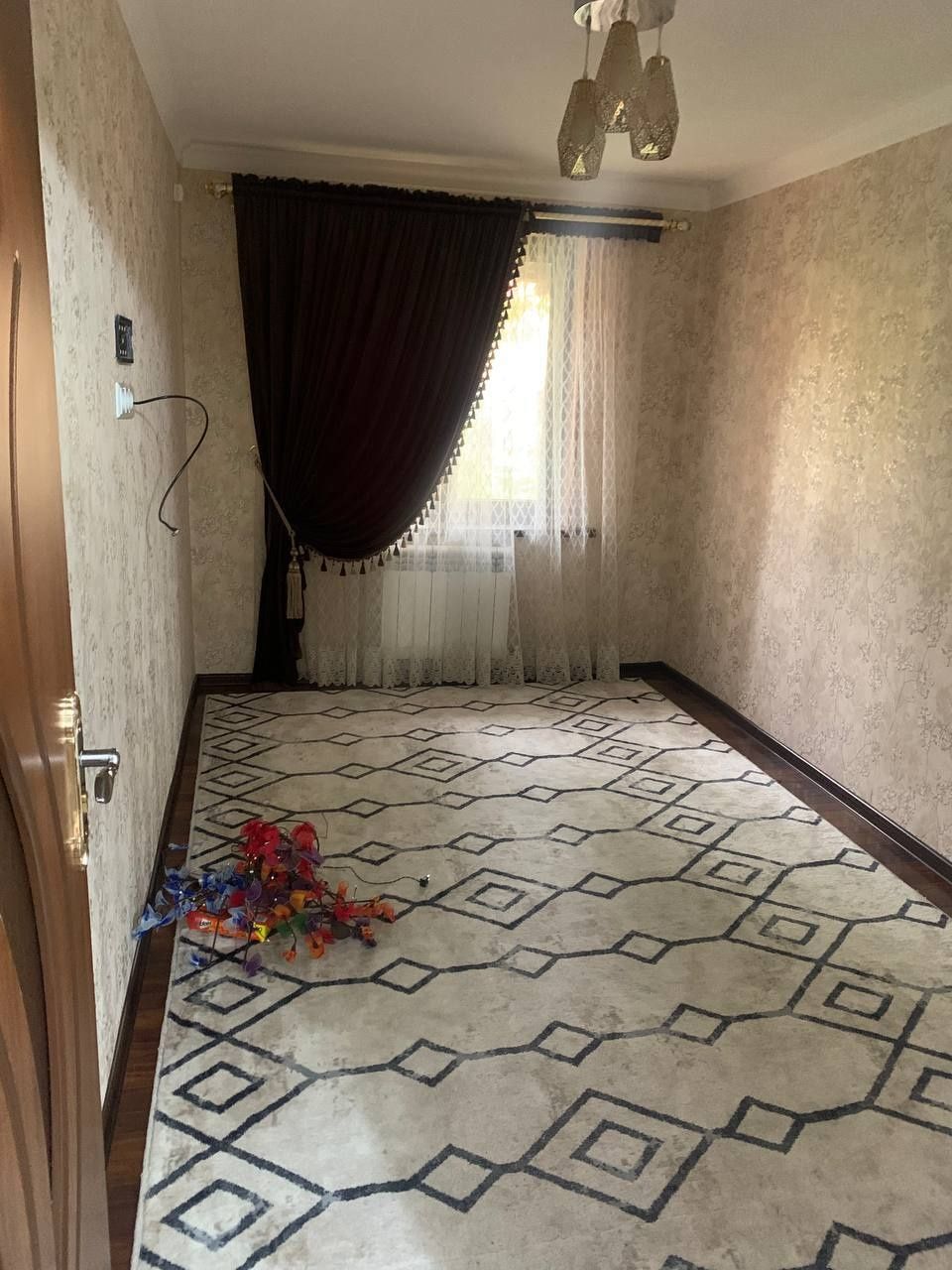 Срочно Продаётся 3х комнатная квартира
