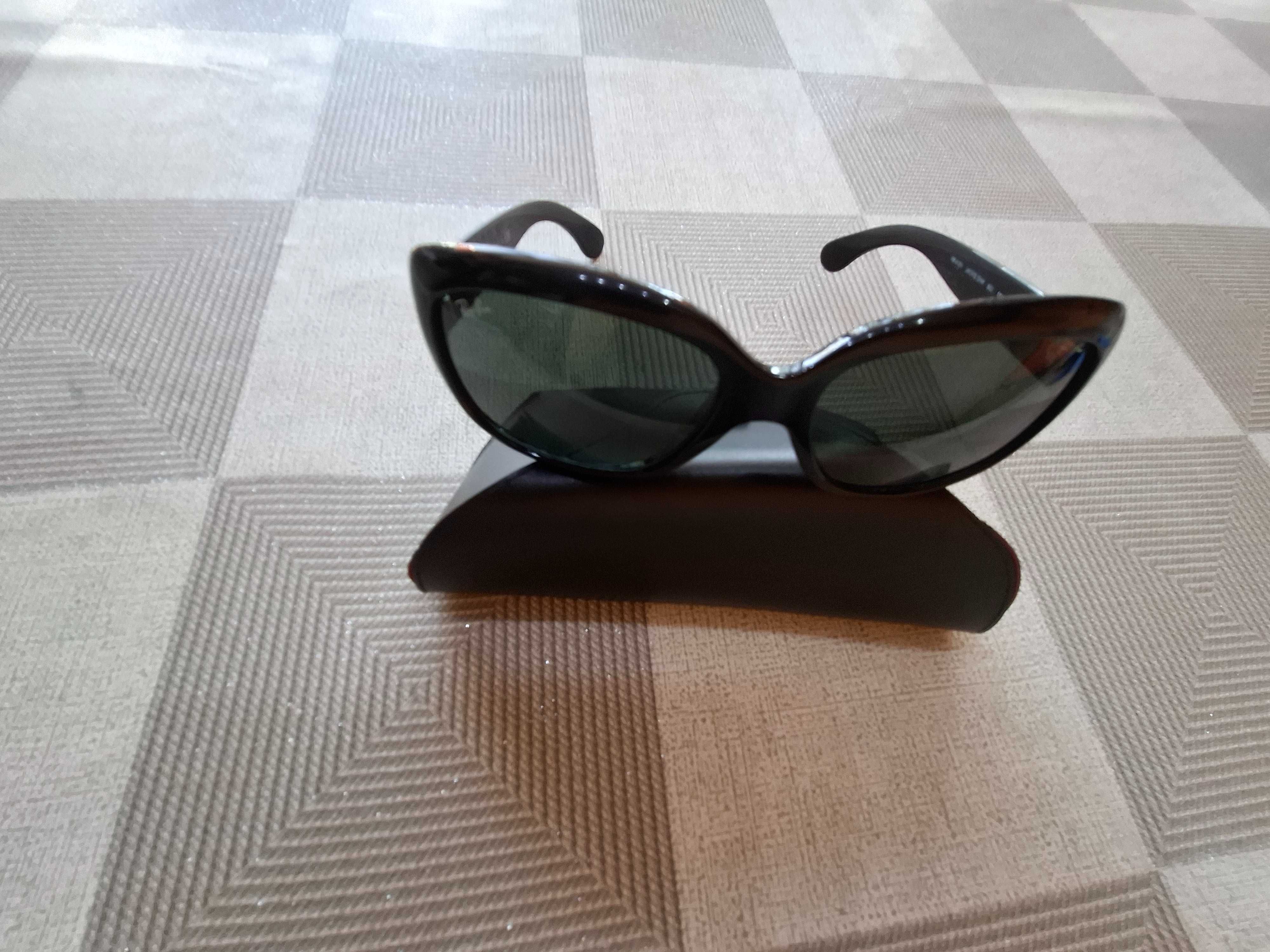 Ray-Ban Jackie Ohh RB4101