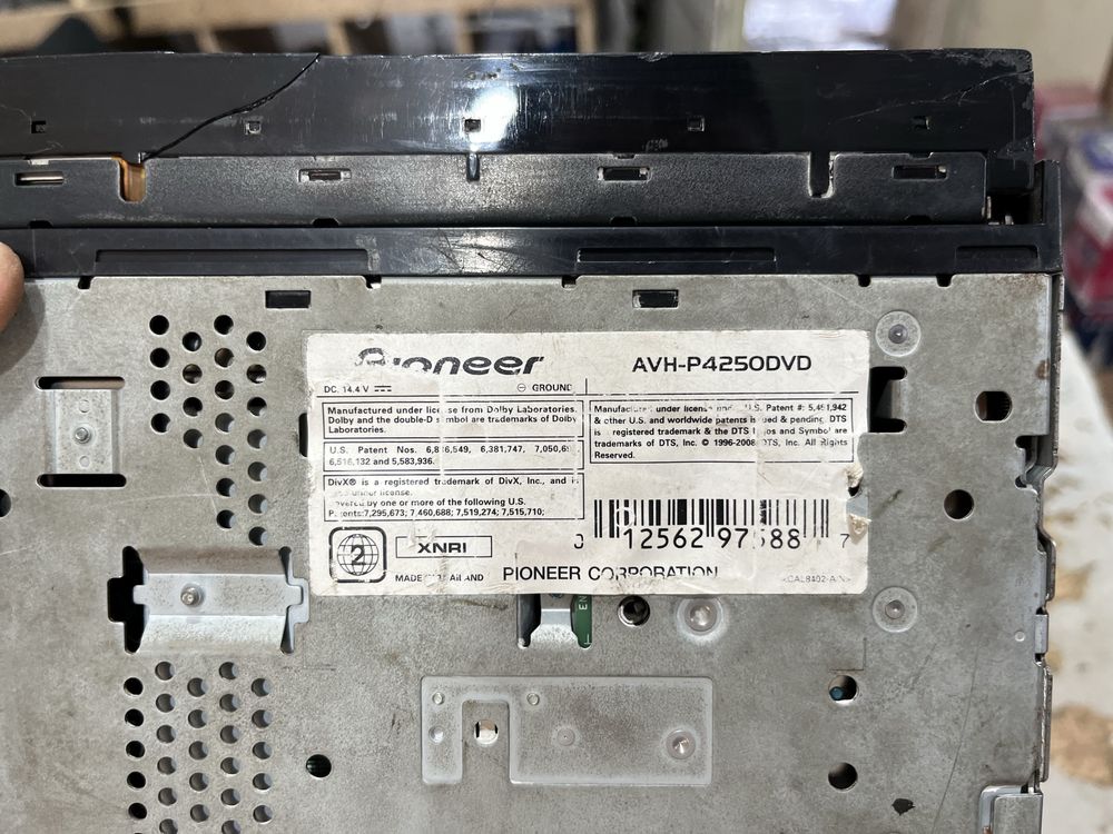 Pioneer magnitolla   AVH-P4250 DVD