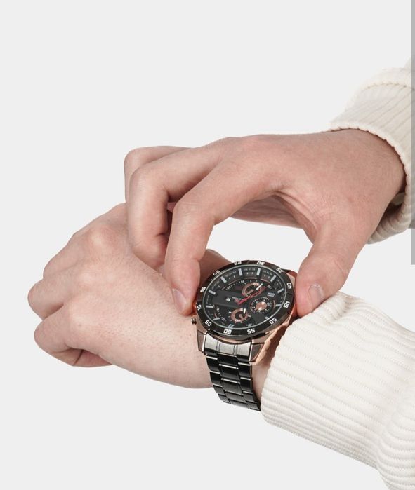 Часы от бренда V VOOM